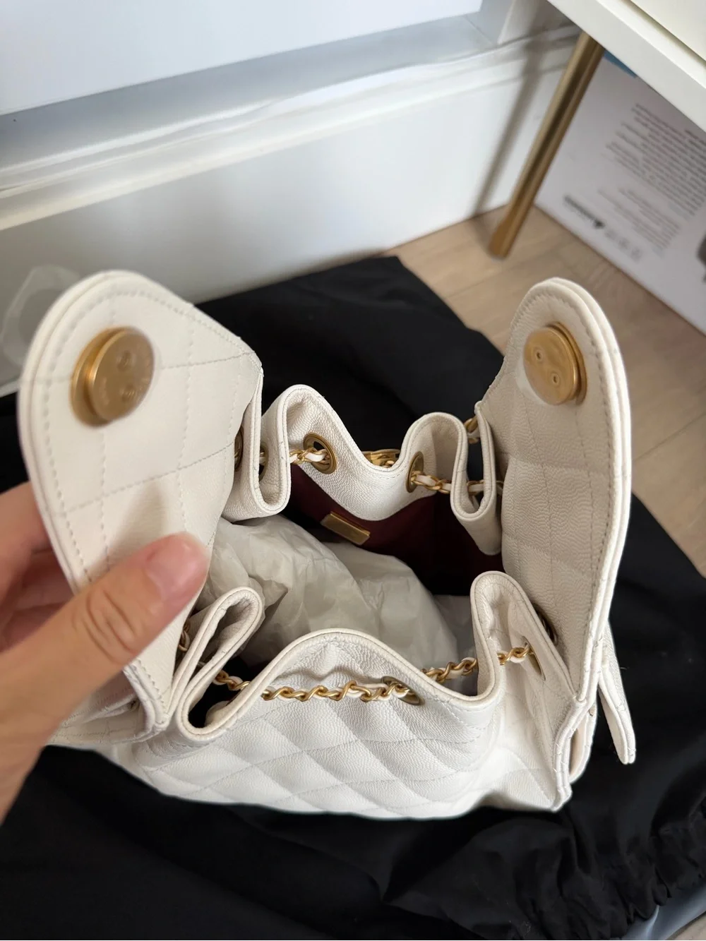 CHANEL 25 Cream Quilted Drawstring Shoulder Bag with Gold Hardware